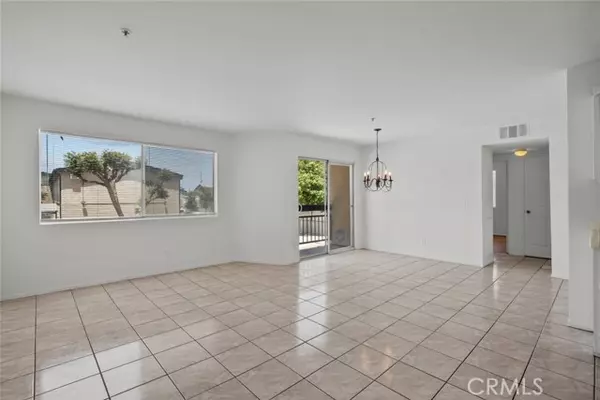 North Hills, CA 91343,9014 Burnet Avenue #109