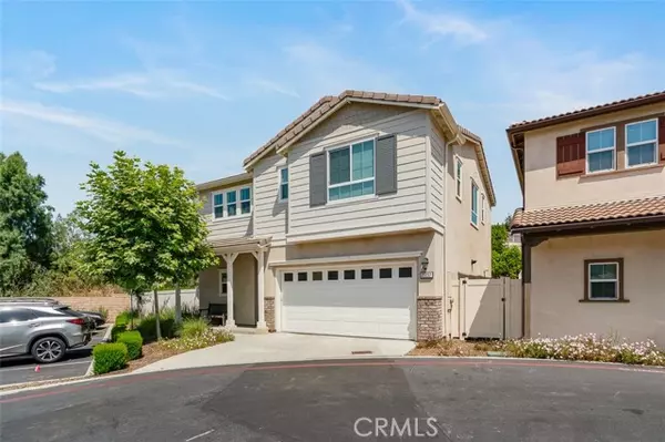 West Hills, CA 91307,23237 W Canterbury Way