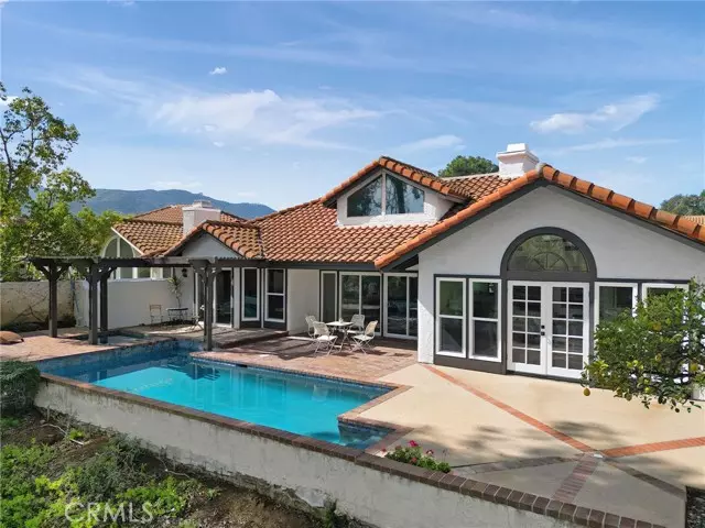 370 Cherry Hills Court, Thousand Oaks, CA 91320