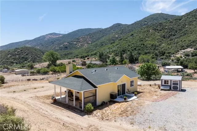 11516 Lonesome Valley Road, Leona Valley, CA 93551