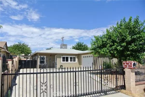 37855 Robina Avenue, Palmdale, CA 93550