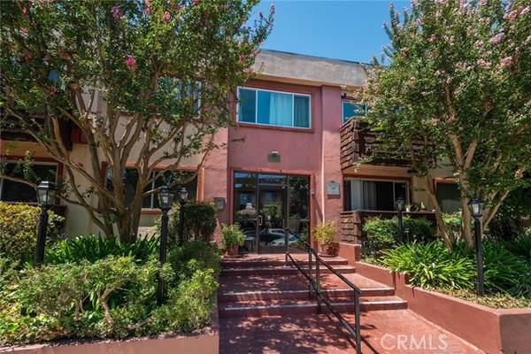 5349 Newcastle Avenue #20, Encino, CA 91316