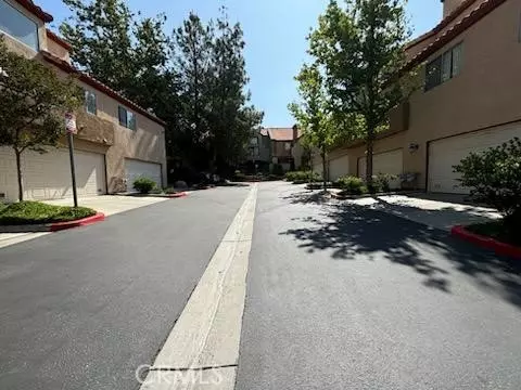 Saugus, CA 91350,22605 Copper Hill Drive #134