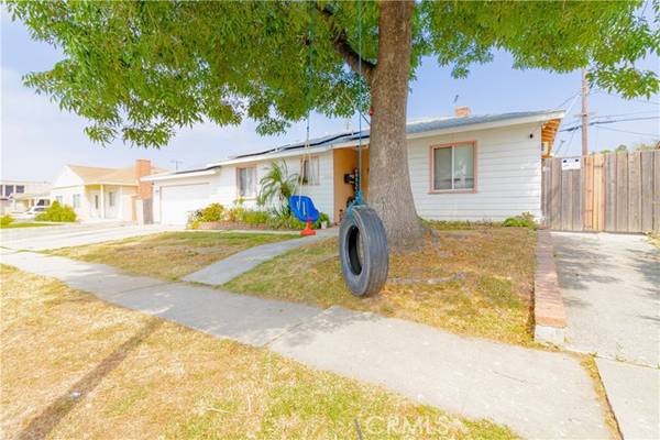 Arleta, CA 91331,13505 Muscatine Street