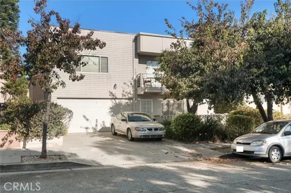 1331 Berkeley Street #2, Santa Monica, CA 90404