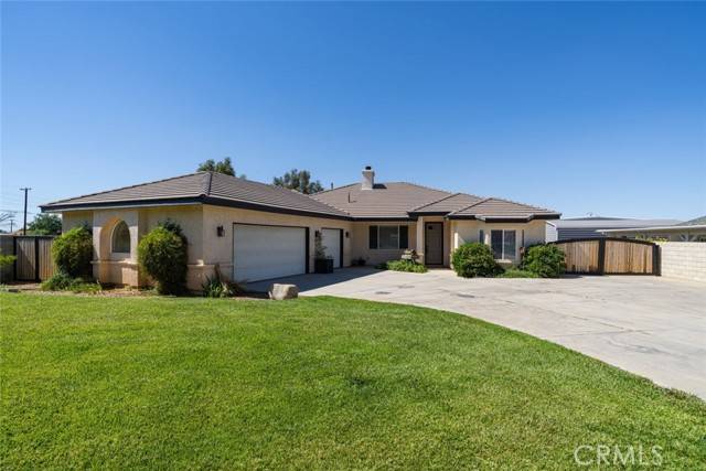 5815 W Avenue M2, Lancaster, CA 93536