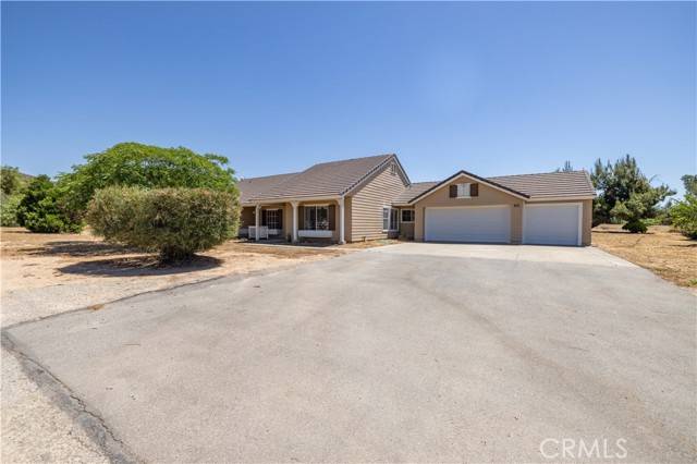 33480 Overland Trail, Agua Dulce, CA 91390