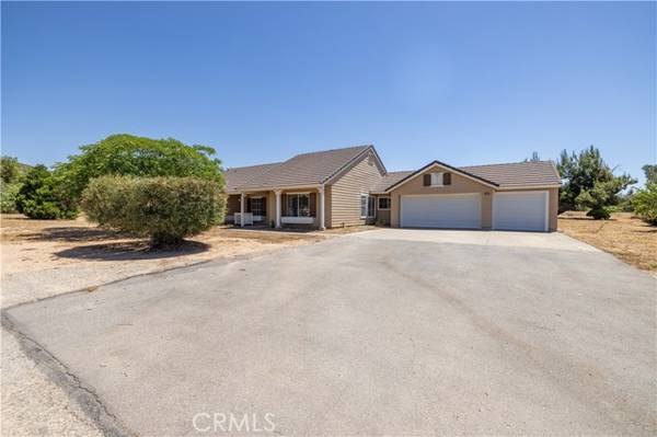 33480 Overland Trail, Agua Dulce, CA 91390