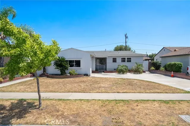 2038 W Hill Avenue, Fullerton, CA 92833