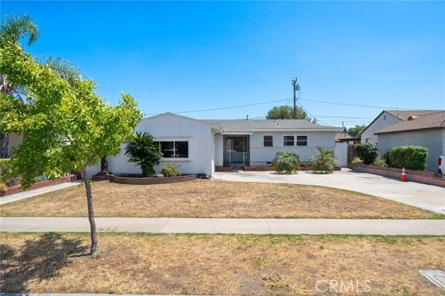 2038 W Hill Avenue, Fullerton, CA 92833