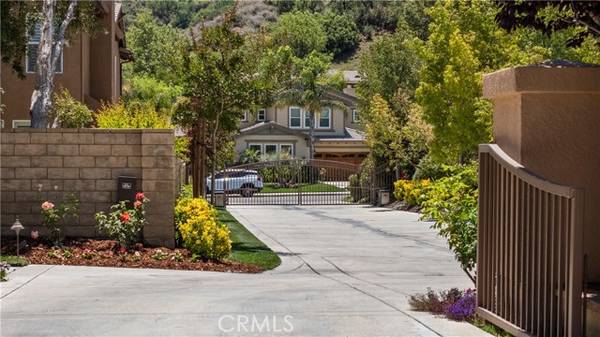 Stevenson Ranch, CA 91381,24977 Southern Oaks Drive