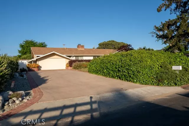 1184 Waverly Heights Drive, Thousand Oaks, CA 91360