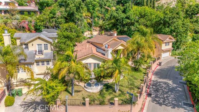 3946 Knobhill Drive, Sherman Oaks, CA 91423