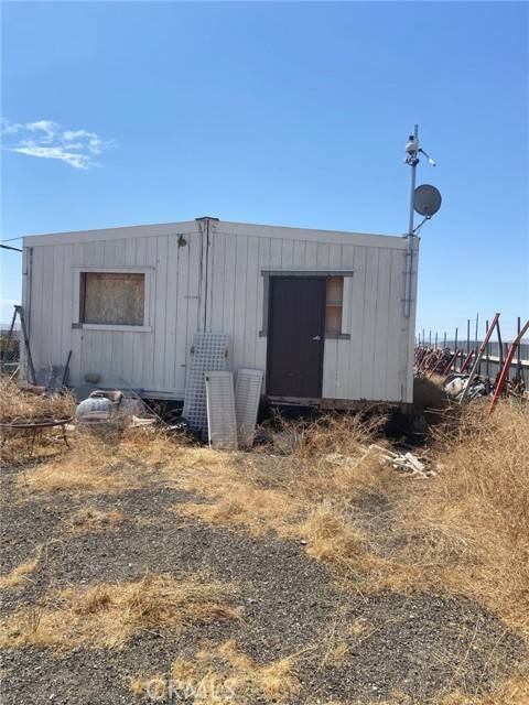 Mojave, CA 93501,0 Lone BUtte Rd