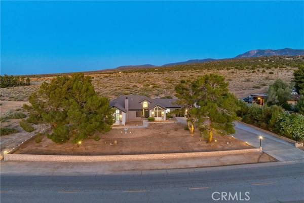 31920 Crystalaire Drive, Llano, CA 93544