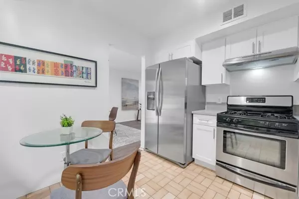 Panorama City, CA 91402,9047 Willis Avenue #7