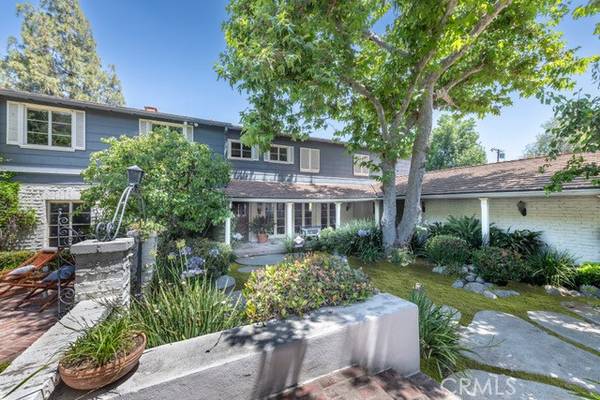 4900 Brewster Drive, Tarzana, CA 91356