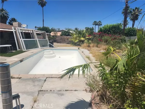 Palm Springs, CA 92264,656 S Highland Drive