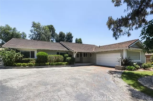 10210 Crebs Avenue, Northridge, CA 91324