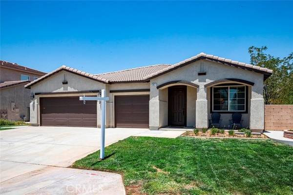 5821 W Avenue J13, Lancaster, CA 93536