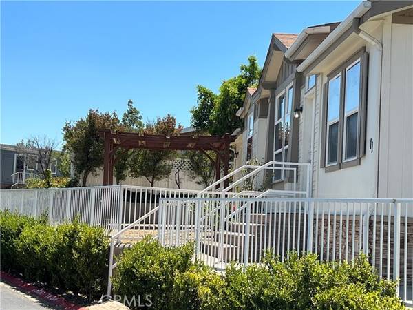 24303 Woolsey Canyon #115, Canoga Park, CA 91304