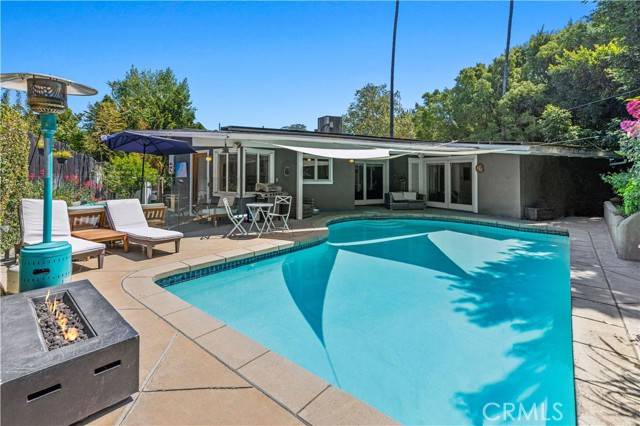 11408 Decente Court, Studio City, CA 91604