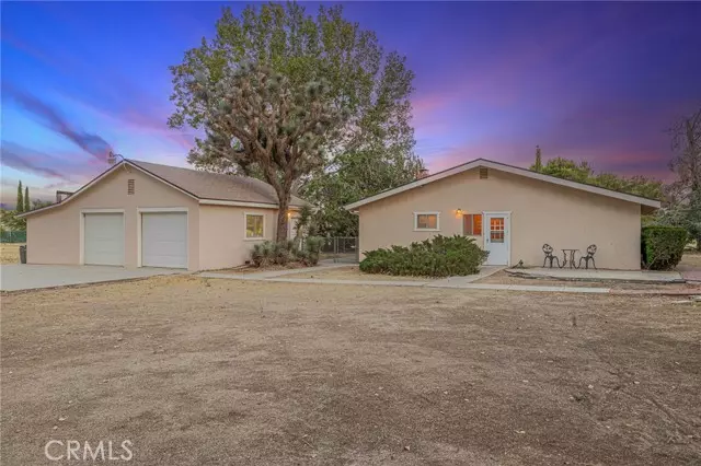 43040 41st Street, Lancaster, CA 93536