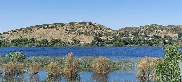 0 Sandrock, Lake Hughes, CA 93532