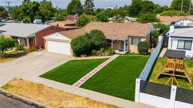 8855 Sylmar Avenue, Panorama City, CA 91402