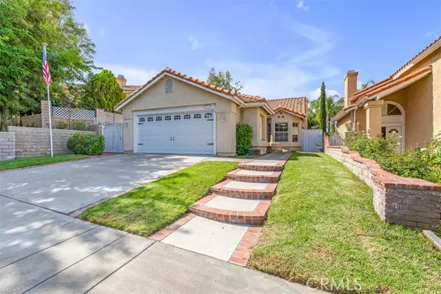 19753 Azure Field Drive, Newhall, CA 91321