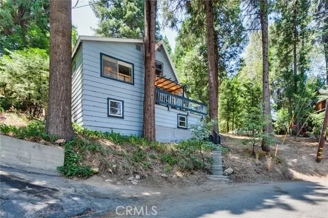 Lake Arrowhead, CA 92352,658 W Victoria Court