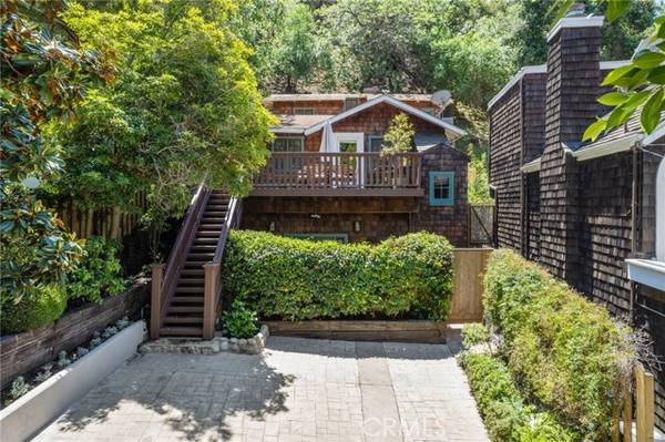 9854 Portola Drive,  Beverly Hills,  CA 90210