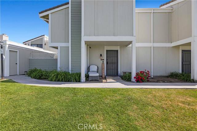 27074 Hidaway Avenue #2, Canyon Country, CA 91351