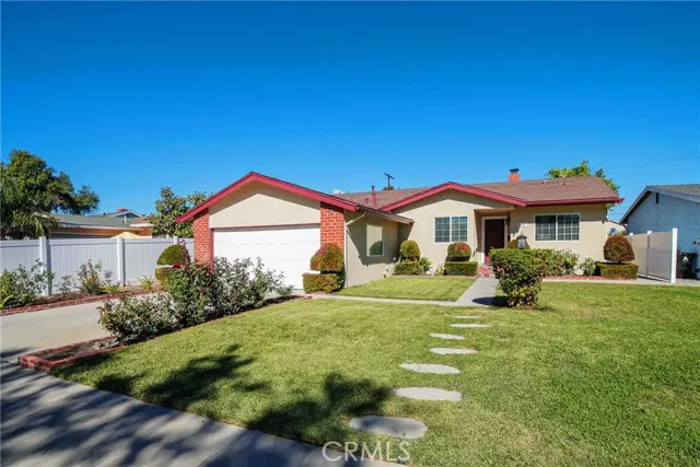 20347 Haynes Street, Winnetka, CA 91306