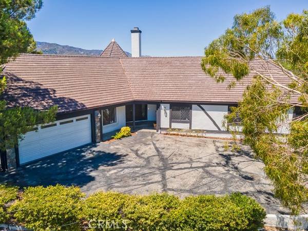 23161 8th Street, Newhall, CA 91321