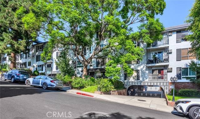 1222 N Olive Drive #213, West Hollywood, CA 90069