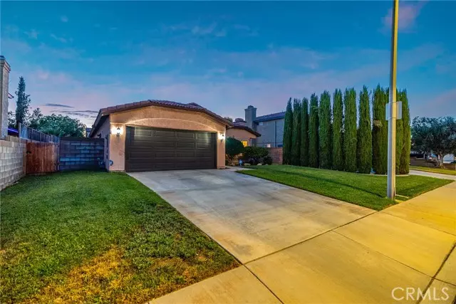 Lancaster, CA 93535,43831 Broadwater Avenue