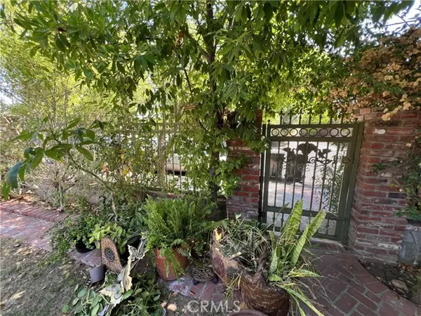 Winnetka, CA 91306,8351 Quartz Avenue