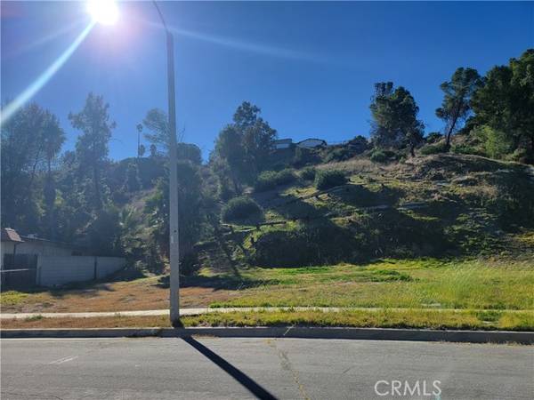 26325 Fairgate, Newhall, CA 91321