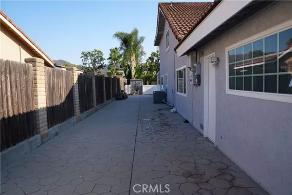 Simi Valley, CA 93063,5795 Nutwood Circle