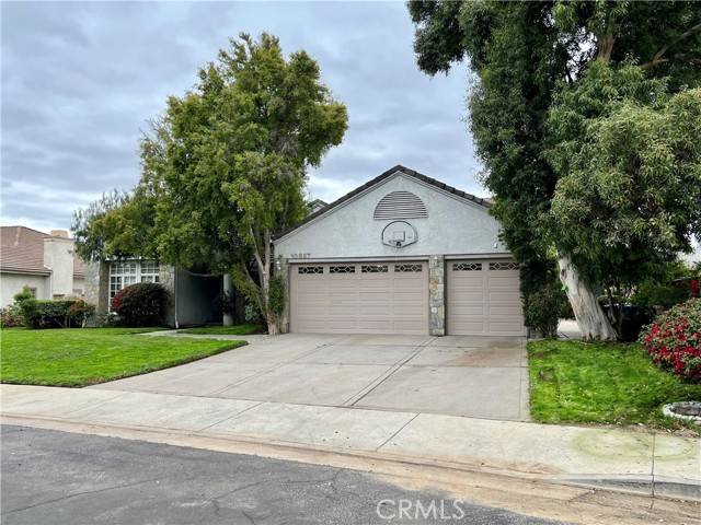 10827 Willowbrae Avenue, Chatsworth, CA 91311