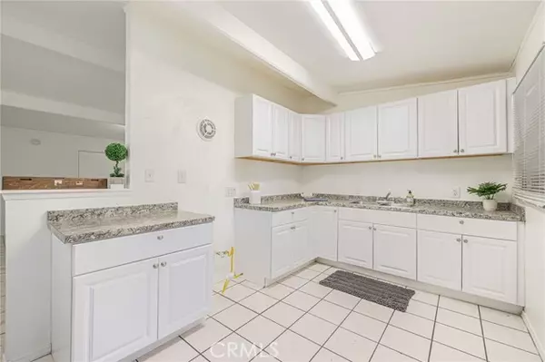 Lancaster, CA 93534,714 W Avenue H13