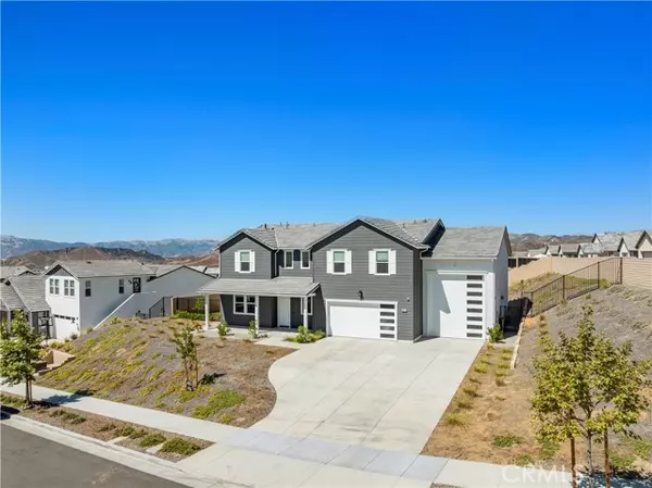 Castaic, CA 91384,30015 Chestnut Lane