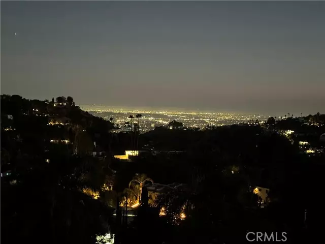 7420 Mulholland Drive, Los Angeles, CA 90046