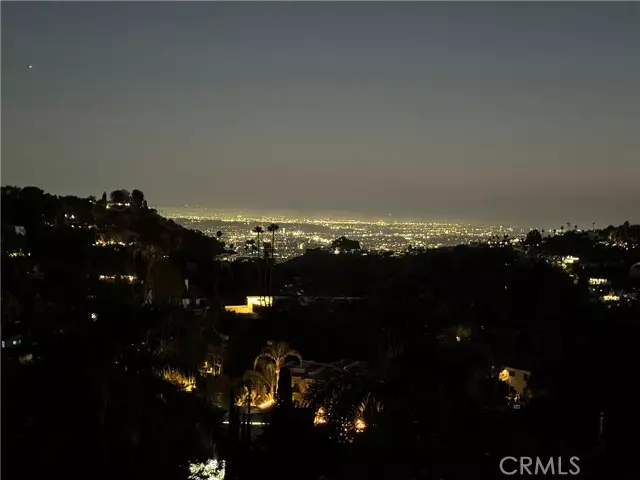 Los Angeles, CA 90046,7420 Mulholland Drive