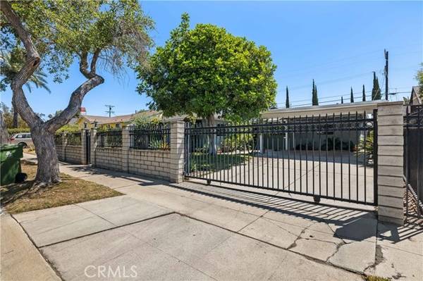 6232 Bluebell Avenue, North Hollywood, CA 91606