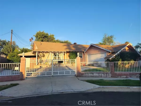 8300 Capps Avenue, Northridge, CA 91324