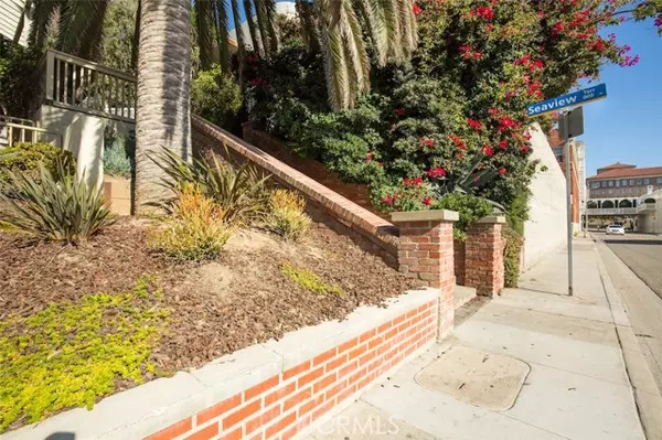 Santa Monica, CA 90401,1751 Appian Way #203