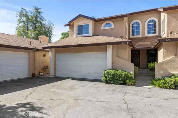 Saugus, CA 91390,22913 Banyan Place #247