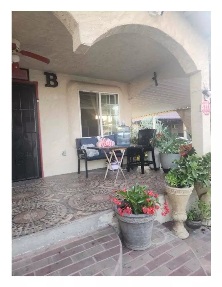 Porterville, CA 93257,93 S Villa Street